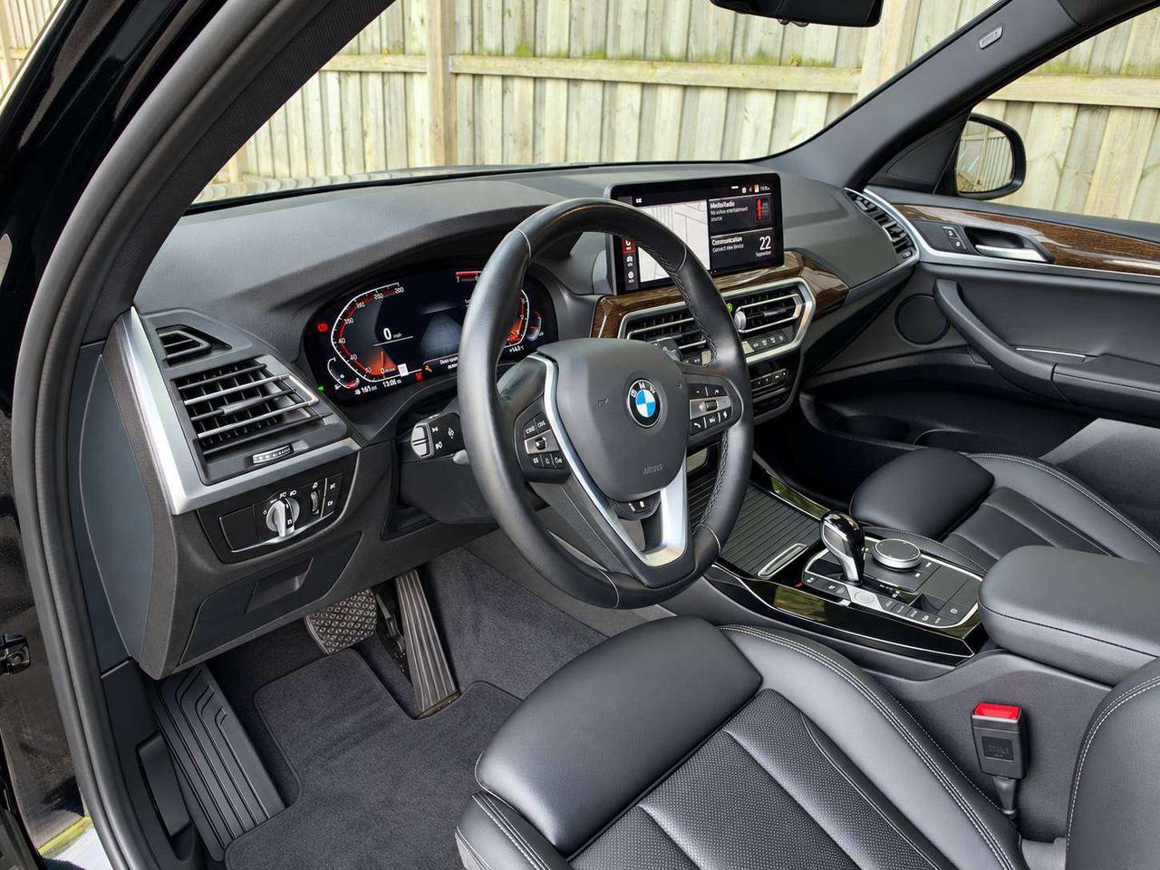 2022 BMW X3 xDrive 30i | Premium Essential | Panoroof | AWD Photo