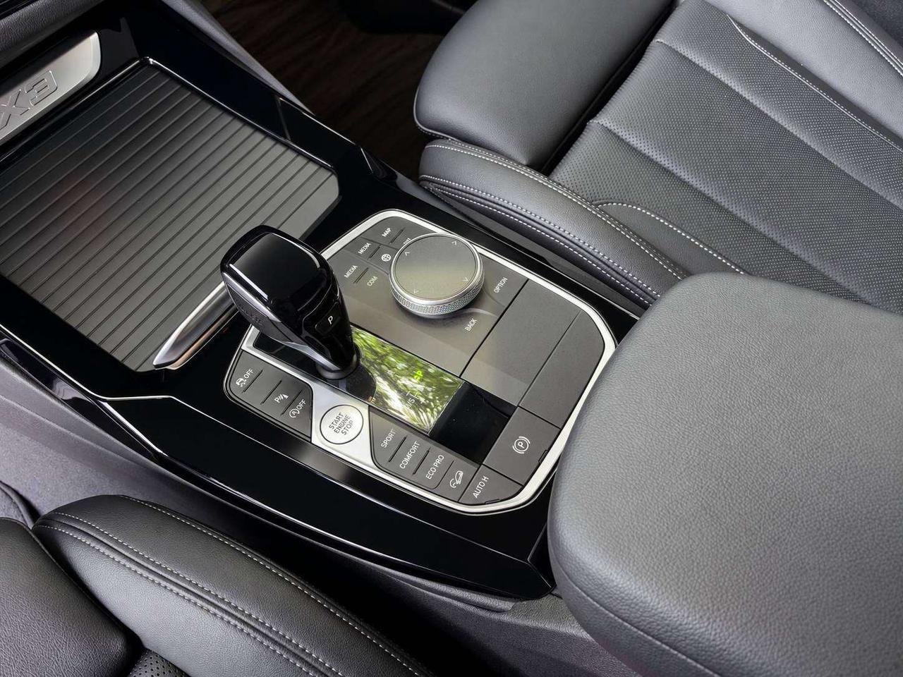 2022 BMW X3 xDrive 30i | Premium Essential | Panoroof | AWD Photo