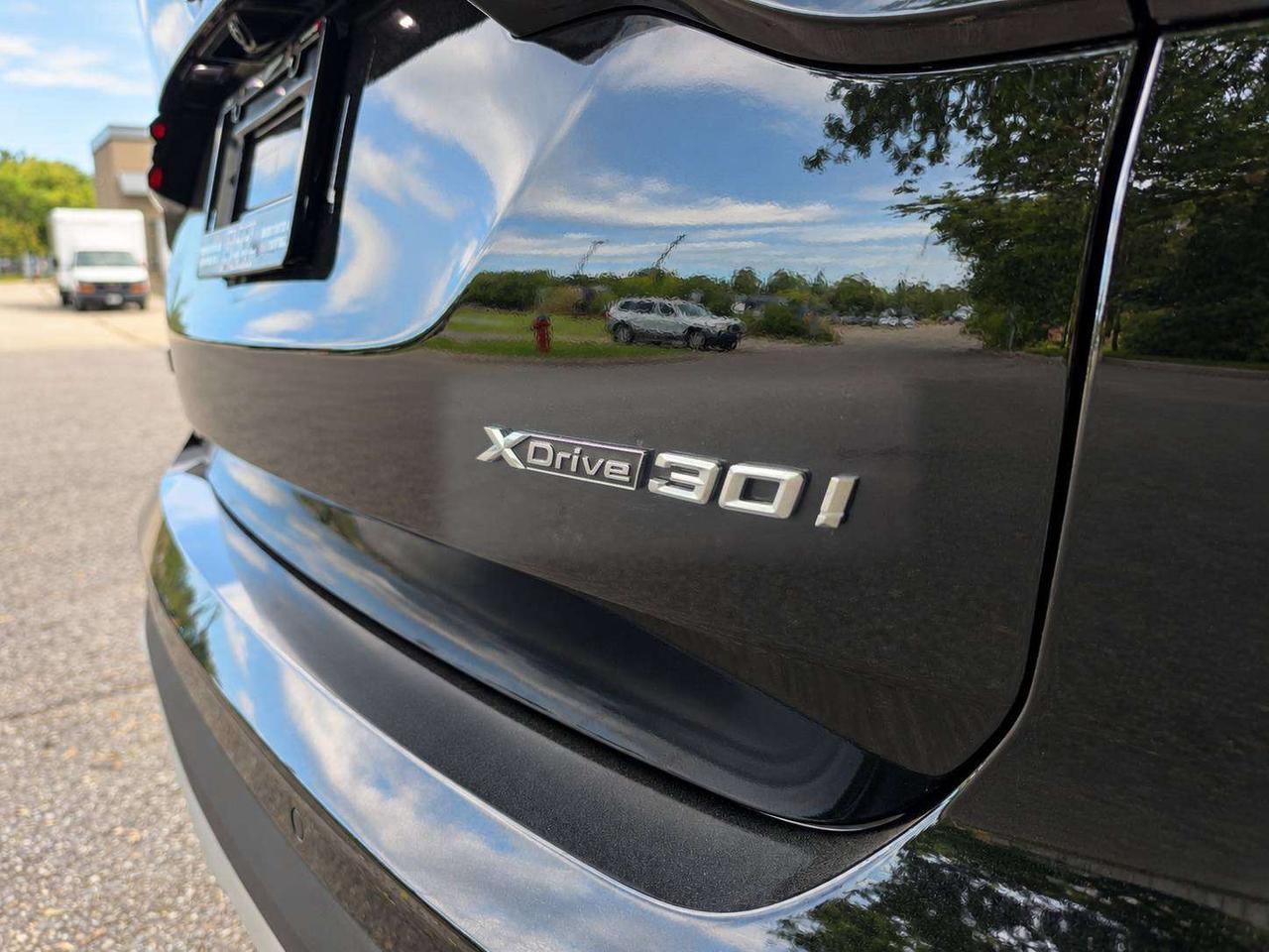 2022 BMW X3 xDrive 30i | Premium Essential | Panoroof | AWD Photo