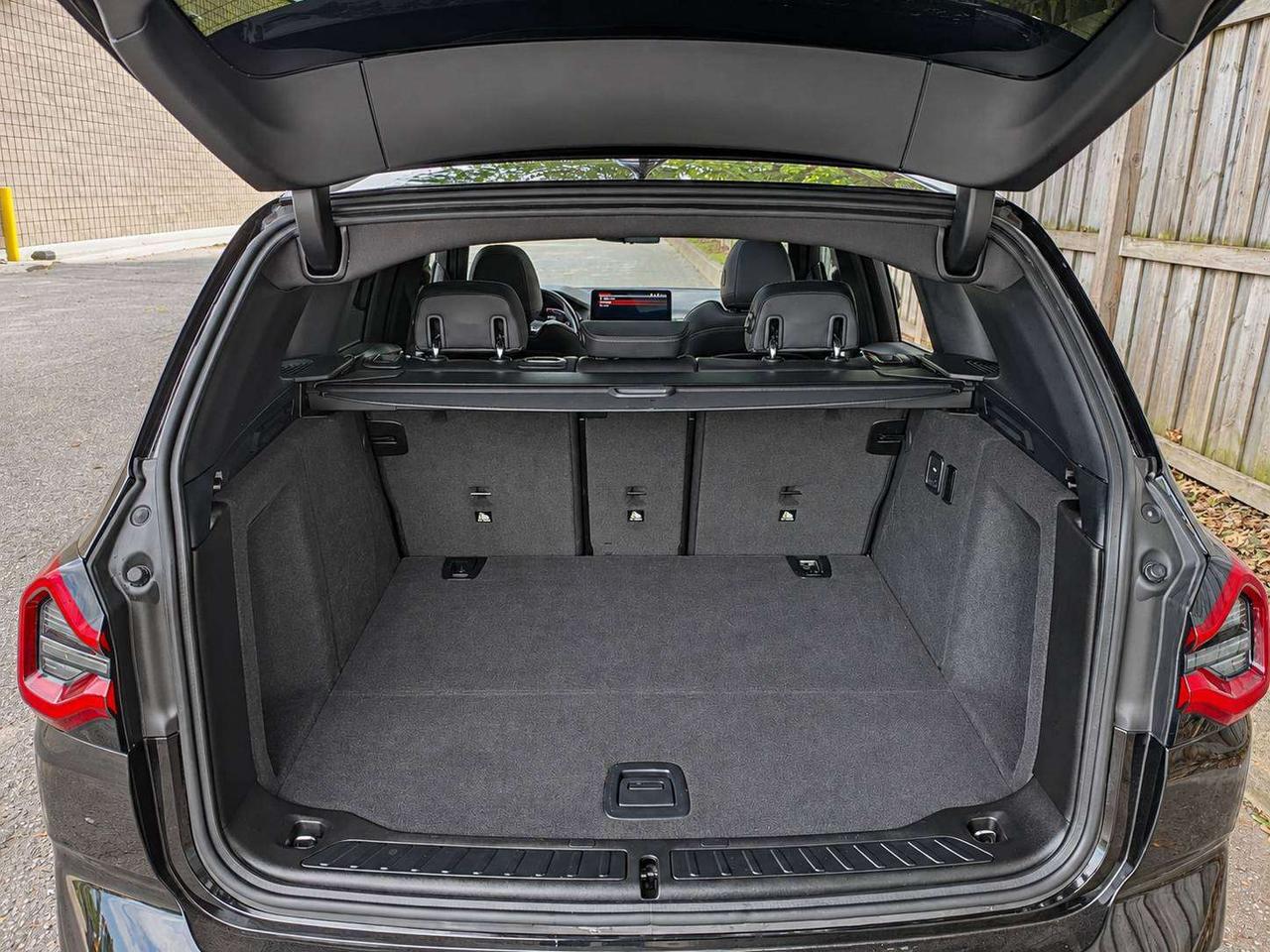 2022 BMW X3 xDrive 30i | Premium Essential | Panoroof | AWD Photo