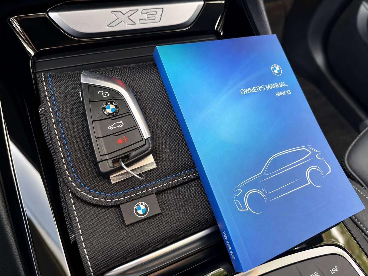 2022 BMW X3 xDrive 30i | Premium Essential | Panoroof | AWD Photo