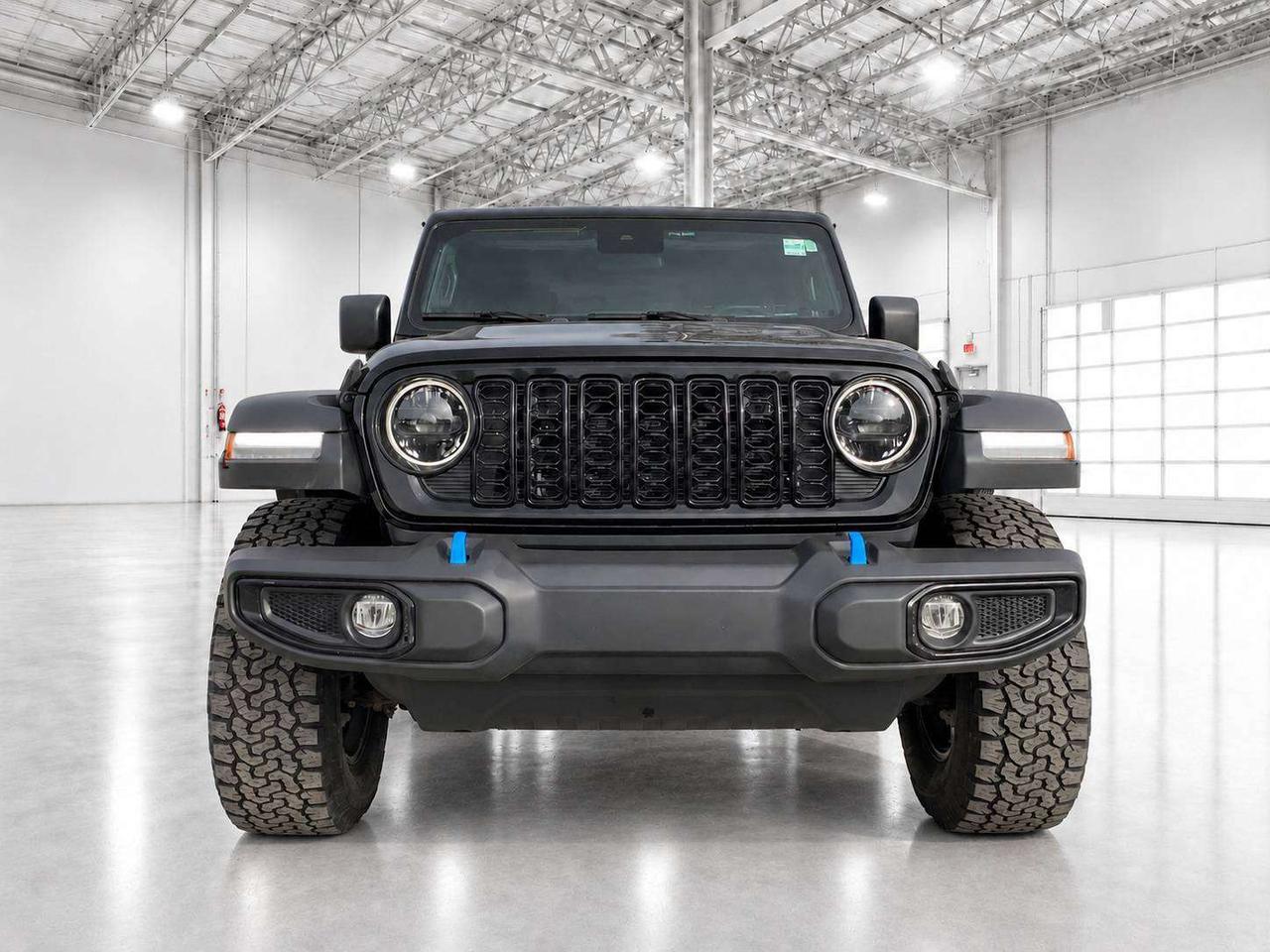 2024 Jeep Wrangler Willys PHEV | Dual Top | Hybrid Off Road | 4X4 Photo