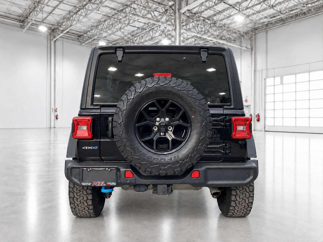 2024 Jeep Wrangler Willys PHEV | Dual Top | Hybrid Off Road | 4X4 Photo