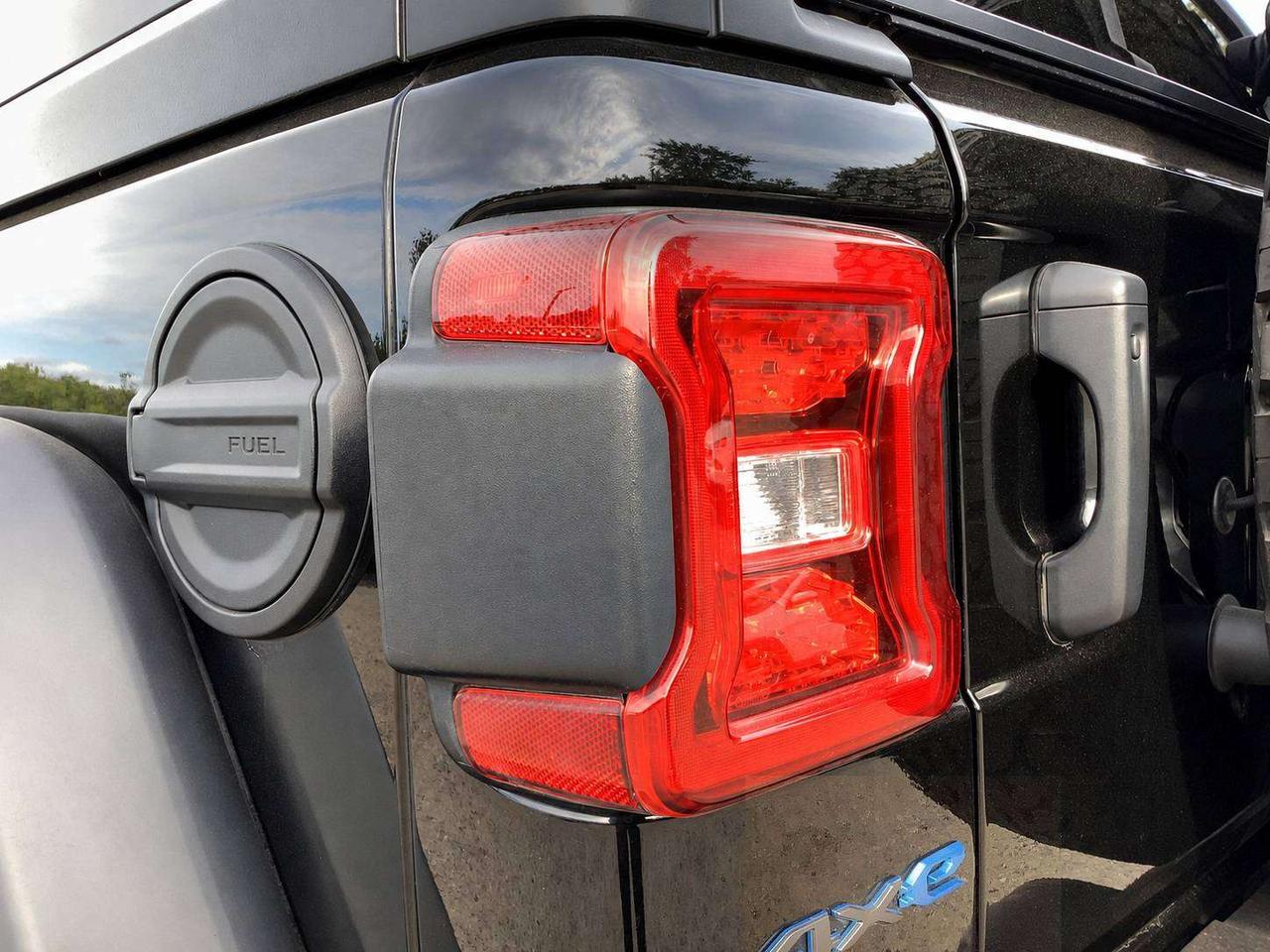 2024 Jeep Wrangler Willys PHEV | Dual Top | Hybrid Off Road | 4X4 Photo