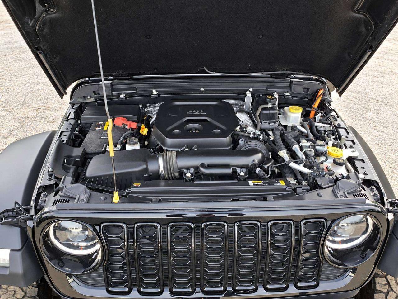 2024 Jeep Wrangler Willys PHEV | Dual Top | Hybrid Off Road | 4X4 Photo