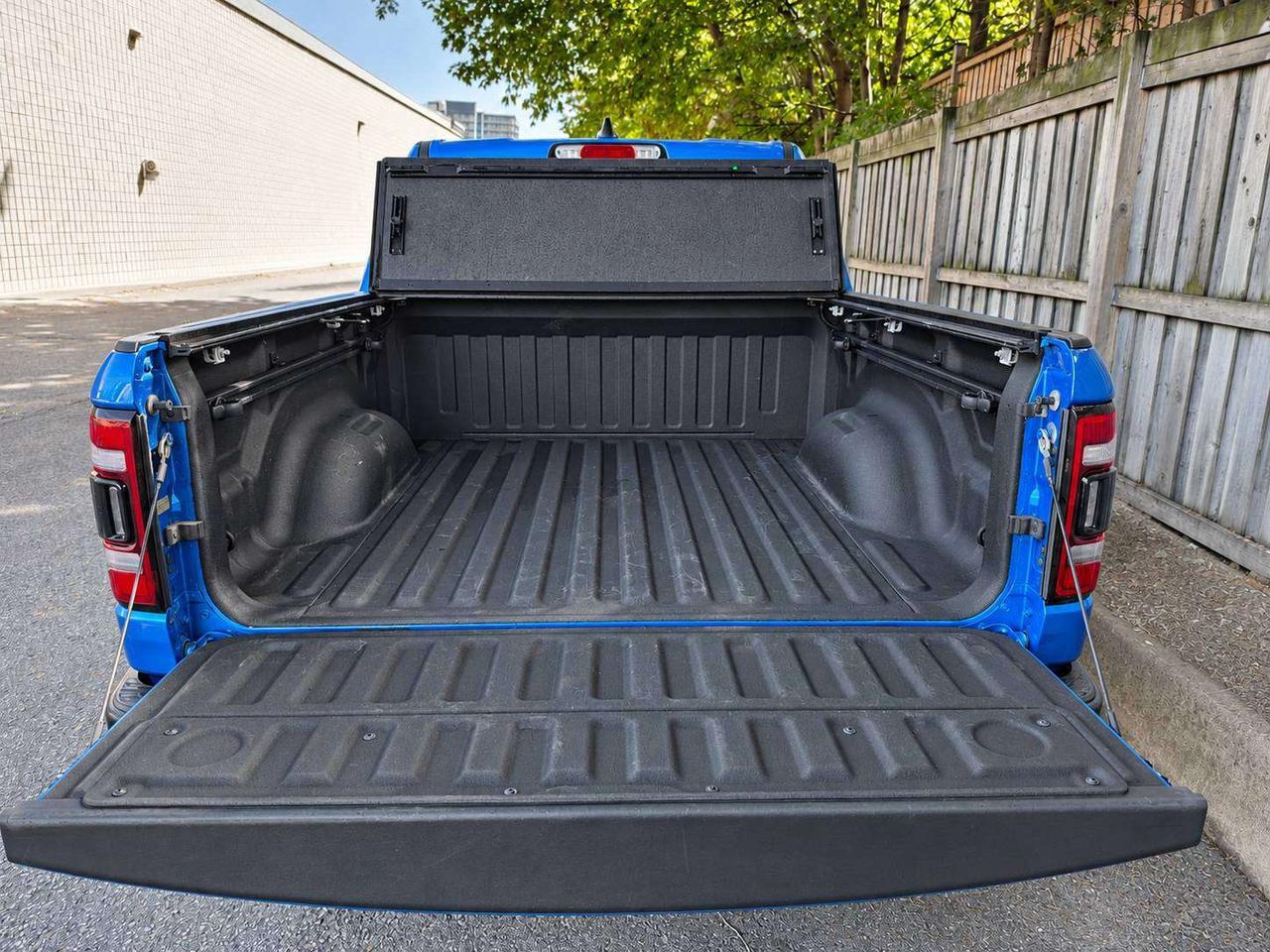 2023 RAM 1500 Built to Serve V8 | Level 2 | Bed Utility | 4X4 Photo