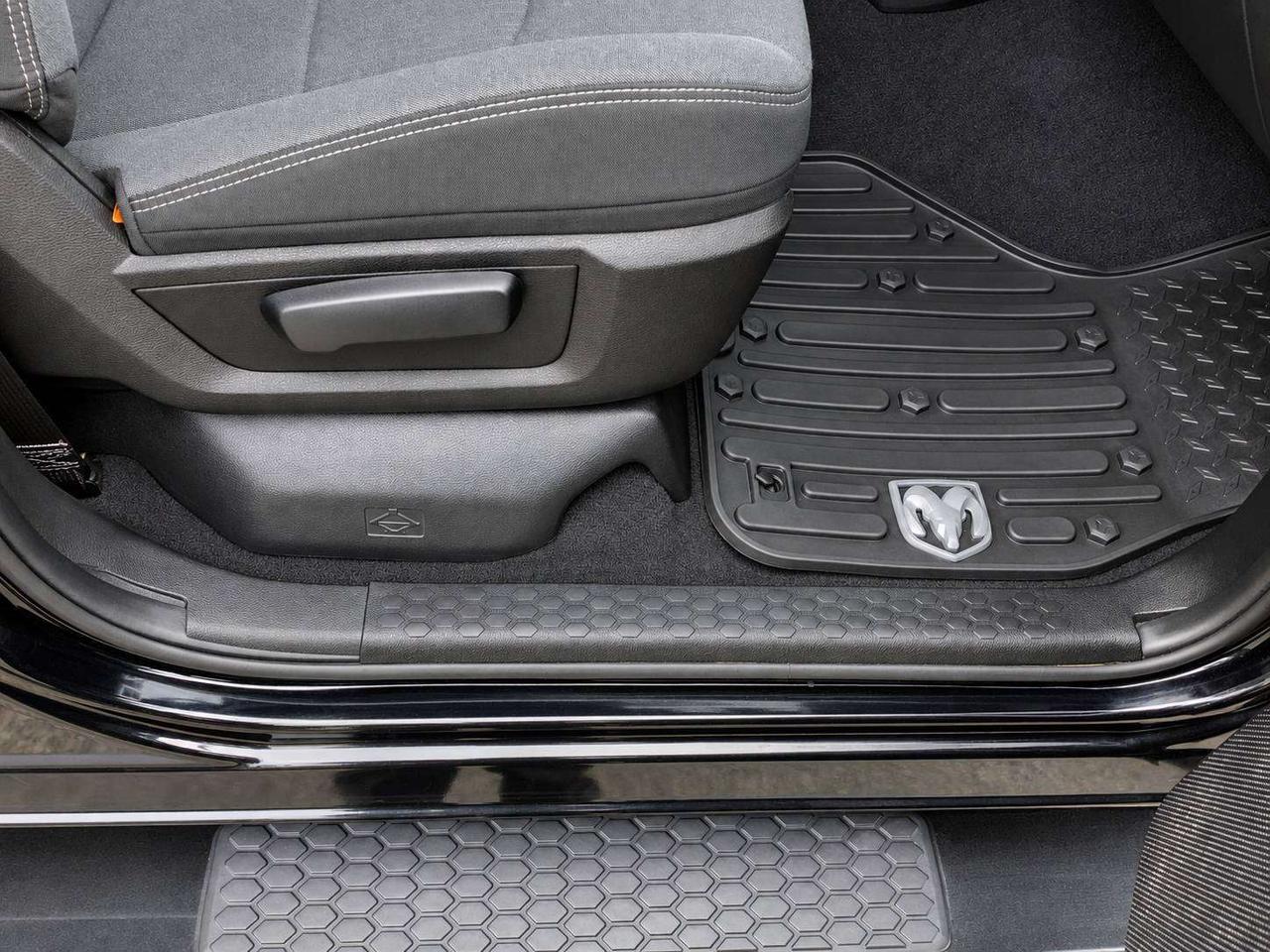 2022 RAM 1500 Warlock V8 | Heated Seats | Alpine NAV | 4X4 Photo