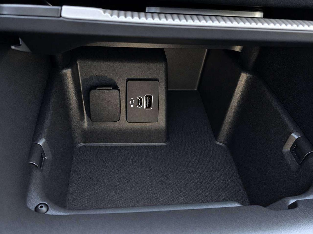 2025 Ford Explorer ST 6 Seat | Panoroof | Bang & Olufsen Audio | AWD Photo