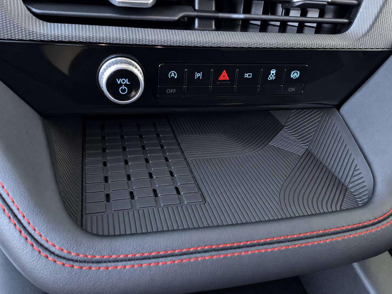 2025 Ford Explorer ST 6 Seat | Panoroof | Bang & Olufsen Audio | AWD Photo
