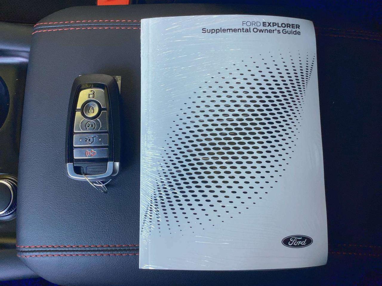 2025 Ford Explorer ST 6 Seat | Panoroof | Bang & Olufsen Audio | AWD Photo