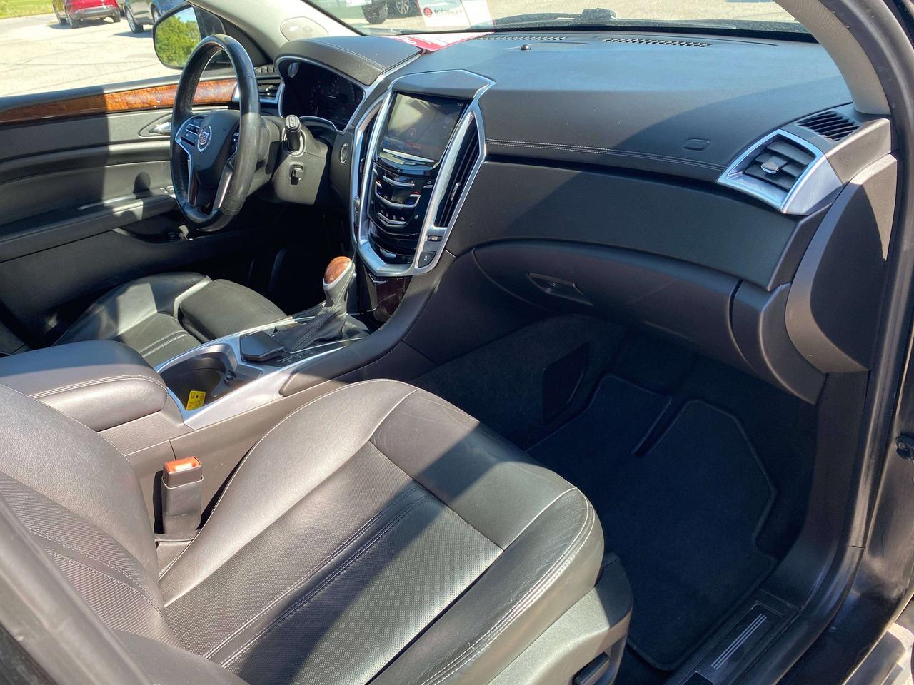 2014 Cadillac SRX CLEAN CARFAX, LEATHER, REMOTE START, AWD, SUNROOF! - Photo #25