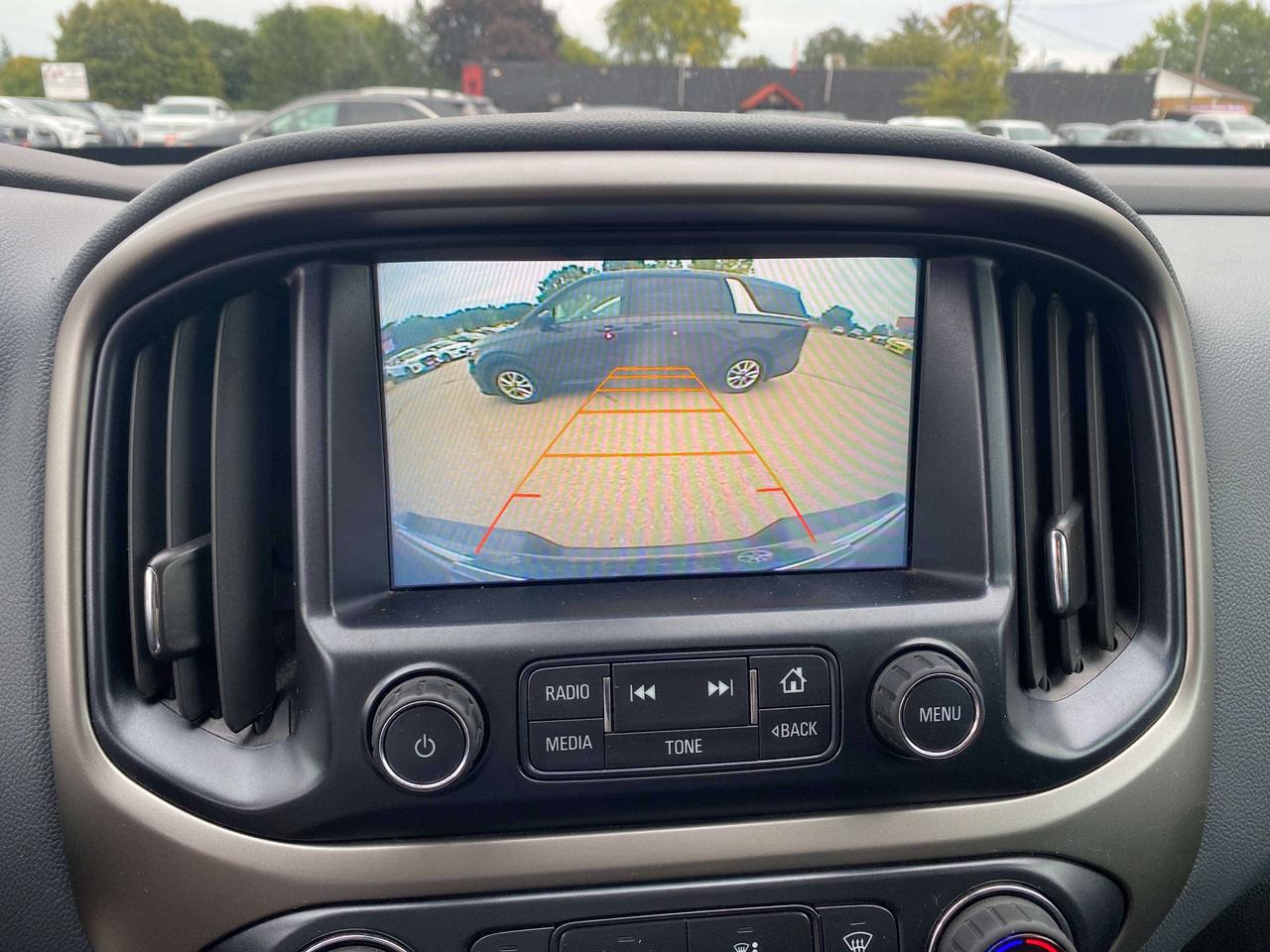 2017 Chevrolet Colorado 4WD Z71, REMOTE START, HEATED SEATS, 5FT BOX! - Photo #16