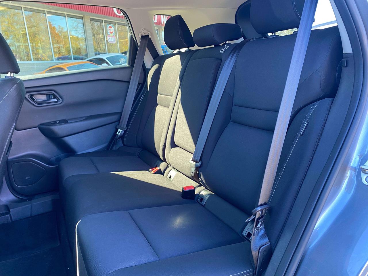 2024 Nissan Rogue S, CLEAN CARFAX, REMOTE START, BACK UP CAMERA! Photo