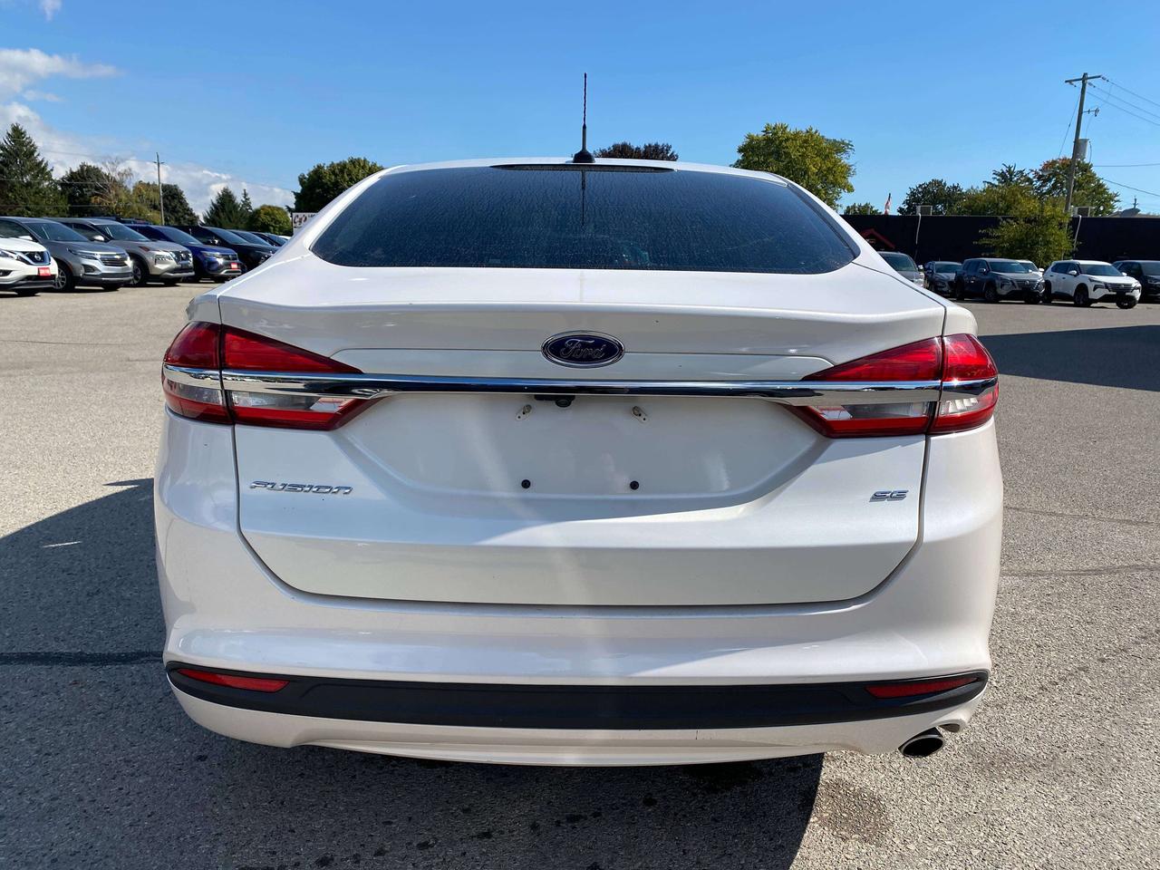 2017 Ford Fusion SE, LOCAL TRADE, BACK UP CAMERA! - Photo #7