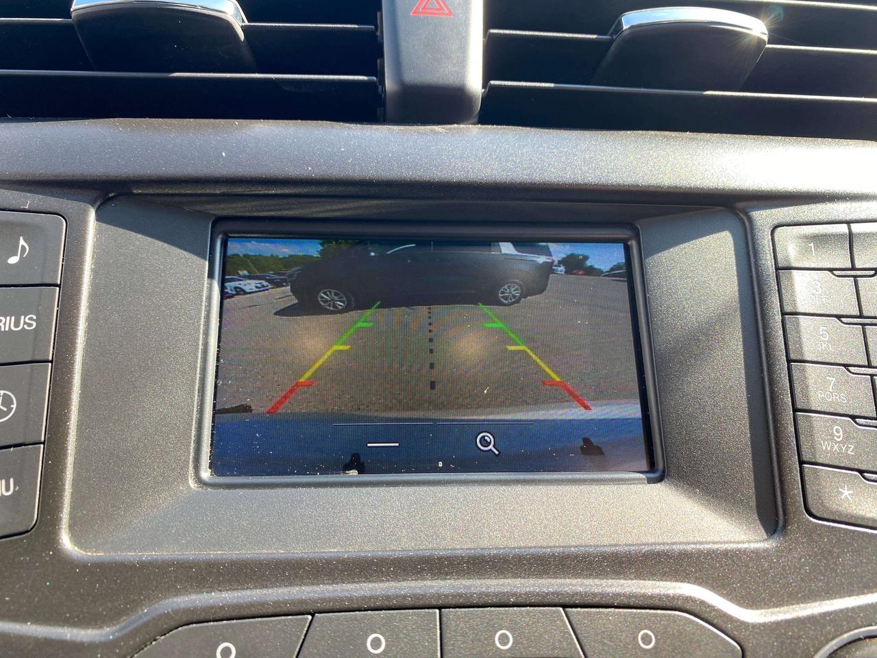 2017 Ford Fusion SE, LOCAL TRADE, BACK UP CAMERA! - Photo #15