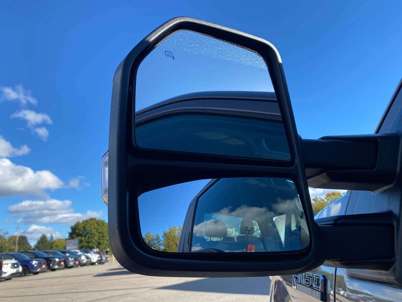 2018 Ford F-150 XLT, 2.7L 4X4, CLEAN CARFAX, 8FT BOX, BACK UP CAM! Photo