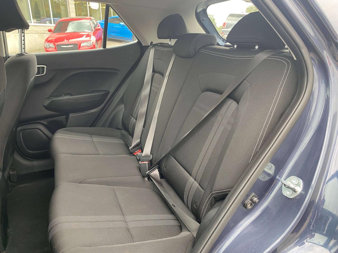 2025 Hyundai Venue PREFERRED, CLEAN CARFAX, REMOTE START, BACK UP CAM - Photo #19