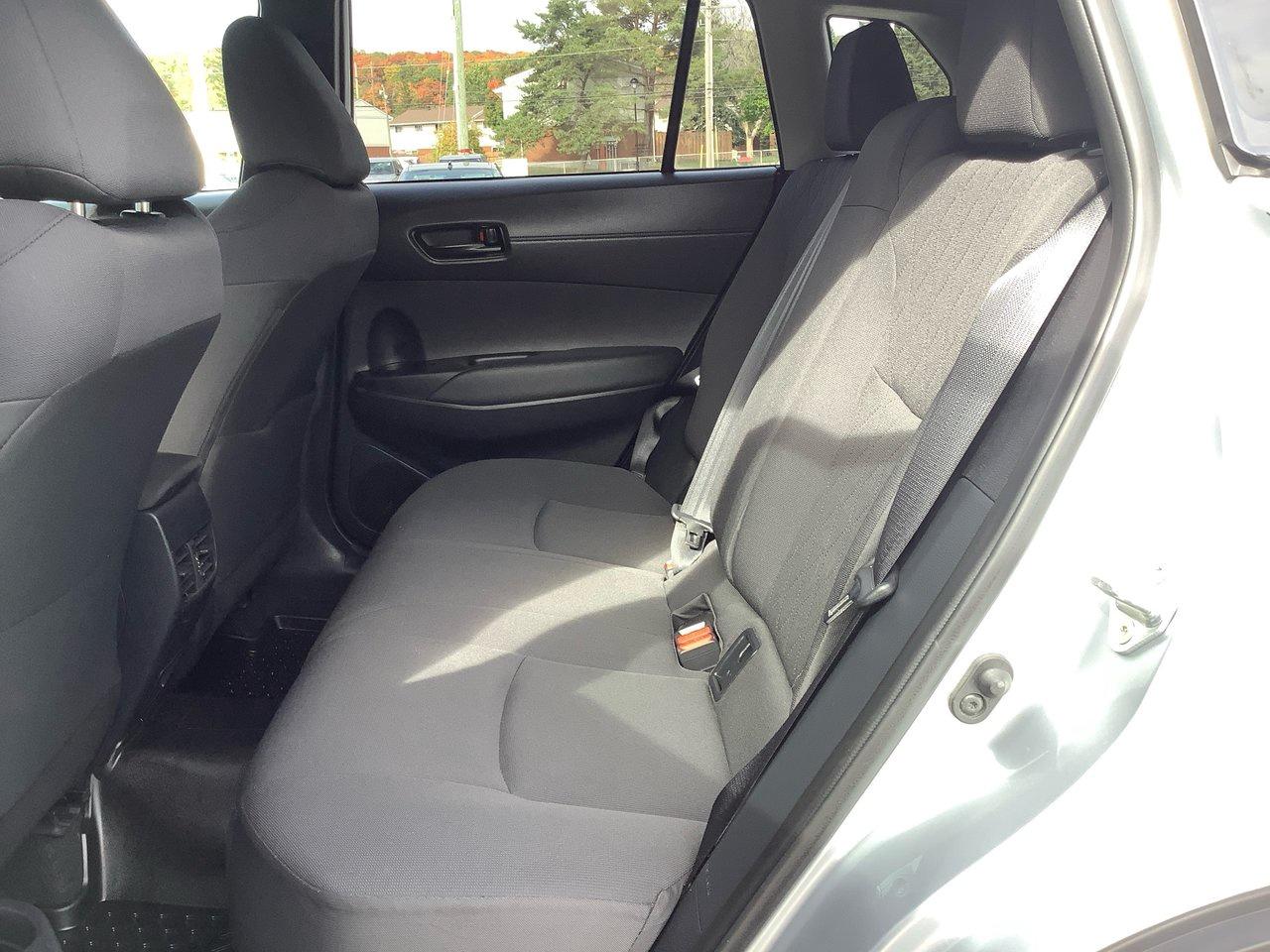 2023 Toyota Corolla Cross LE Photo