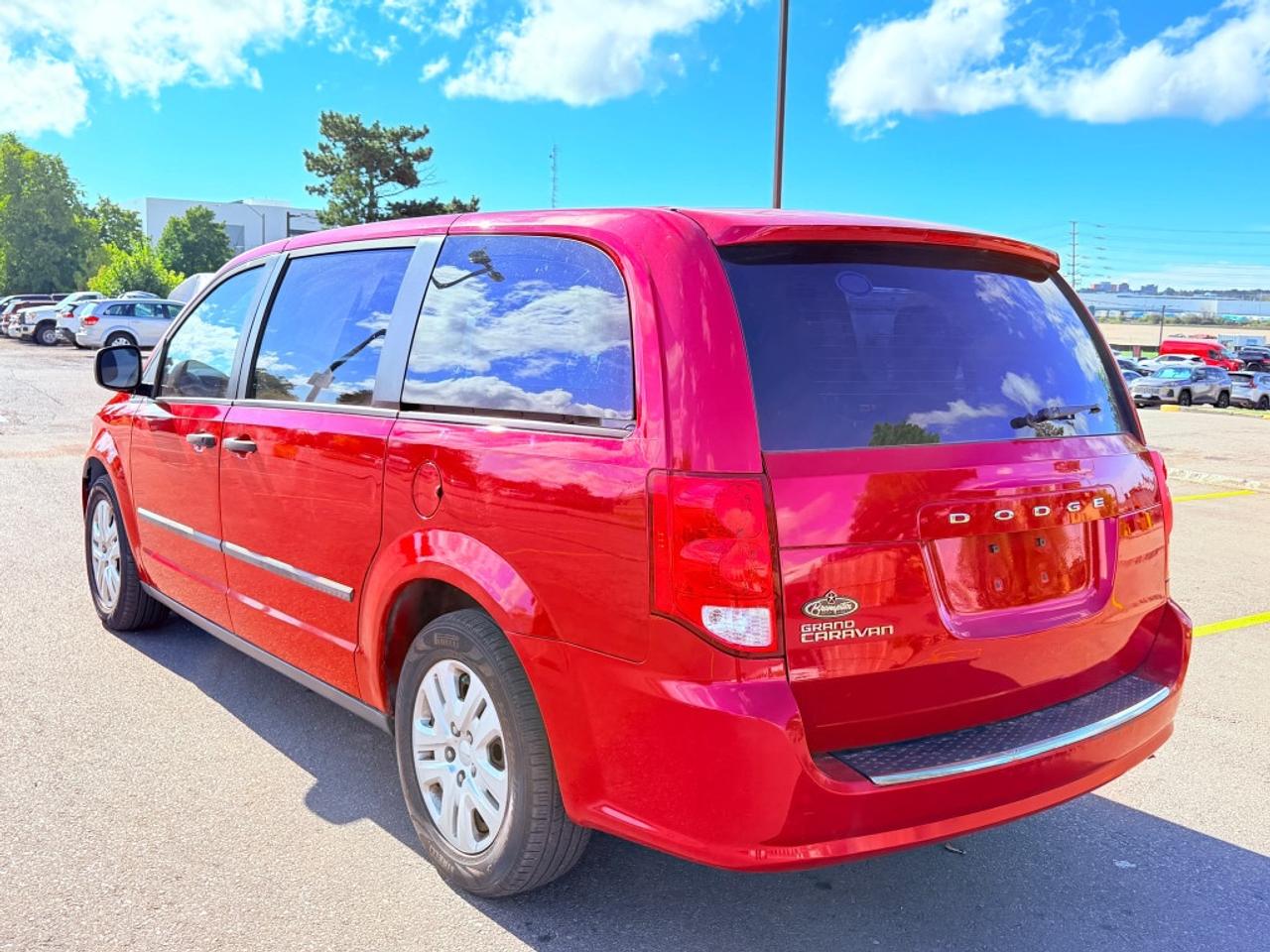 2014 Dodge Grand Caravan AVP/SE Front-wheel Drive Passenger Van Automatic Photo3