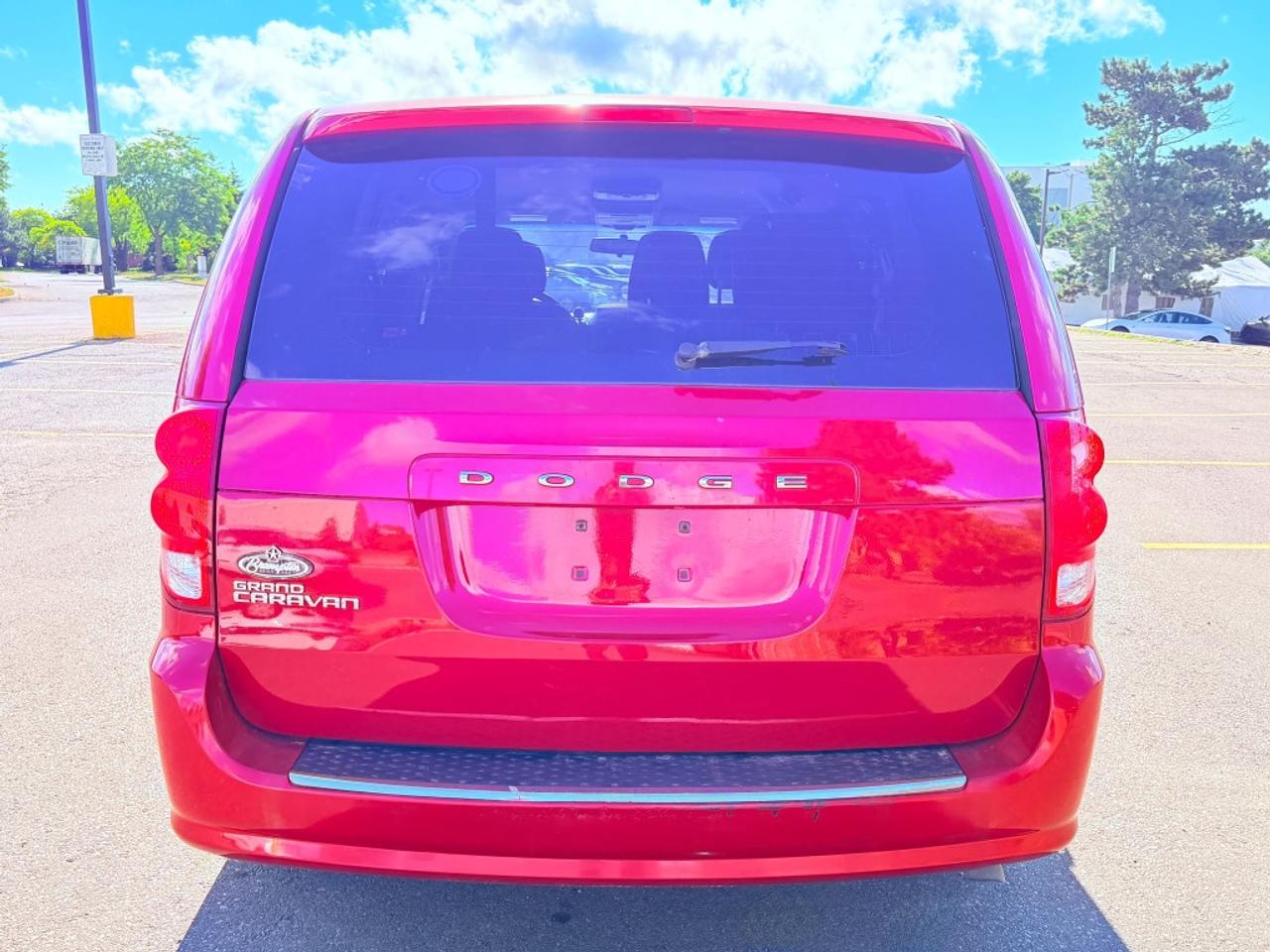 2014 Dodge Grand Caravan AVP/SE Front-wheel Drive Passenger Van Automatic Photo