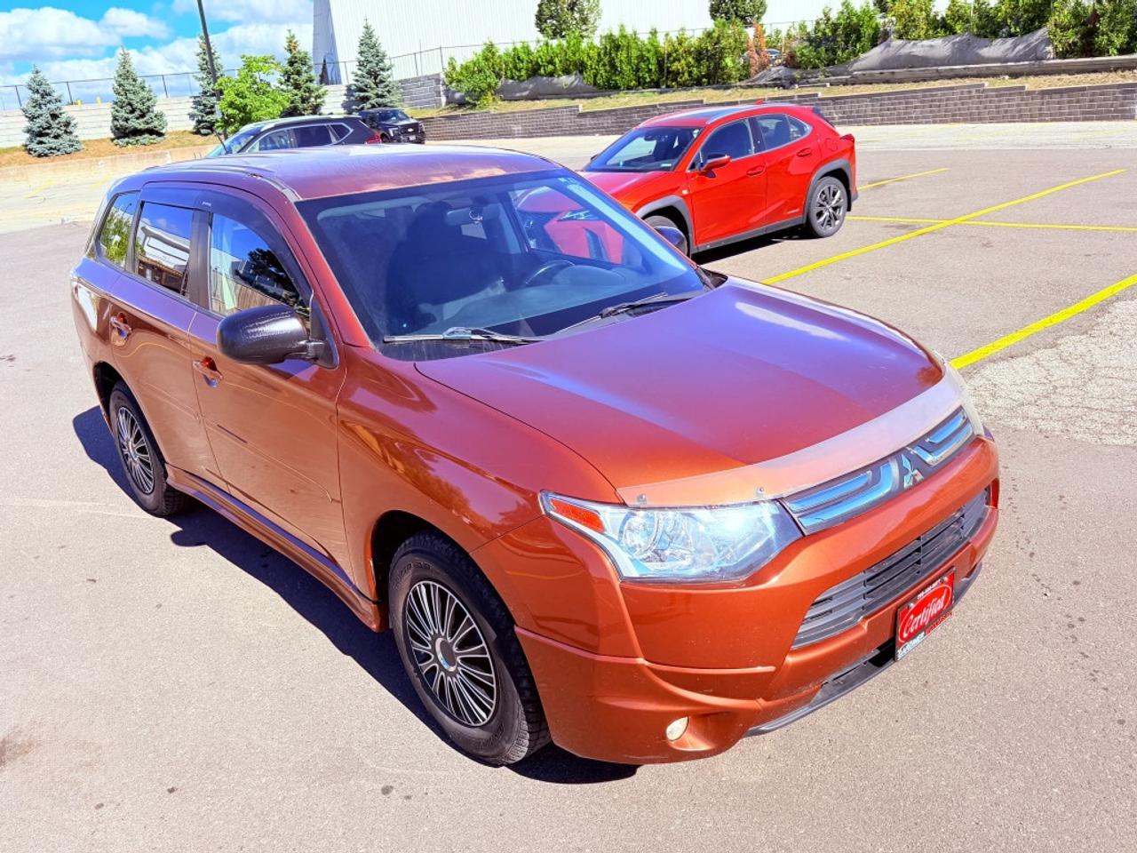 2014 Mitsubishi Outlander ES (Canada) Photo