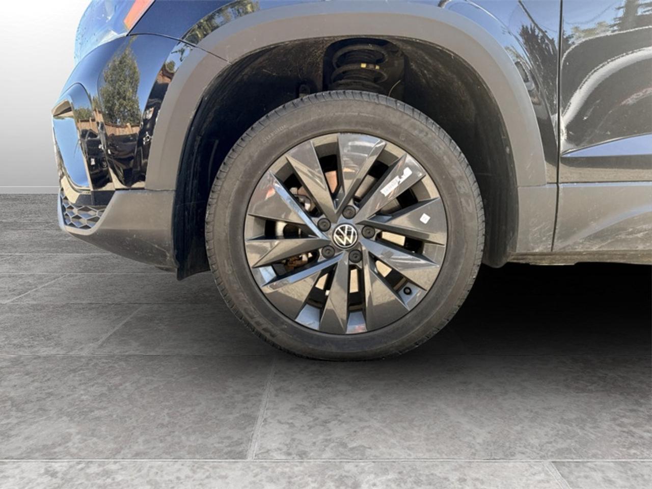 2024 Volkswagen Taos Trendline Photo