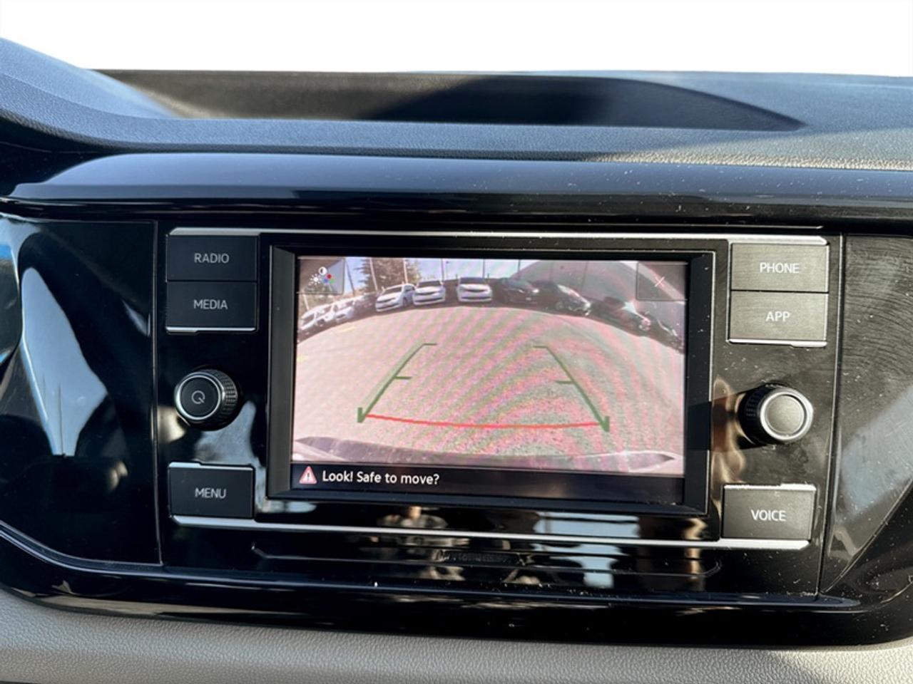 2024 Volkswagen Taos Trendline Photo