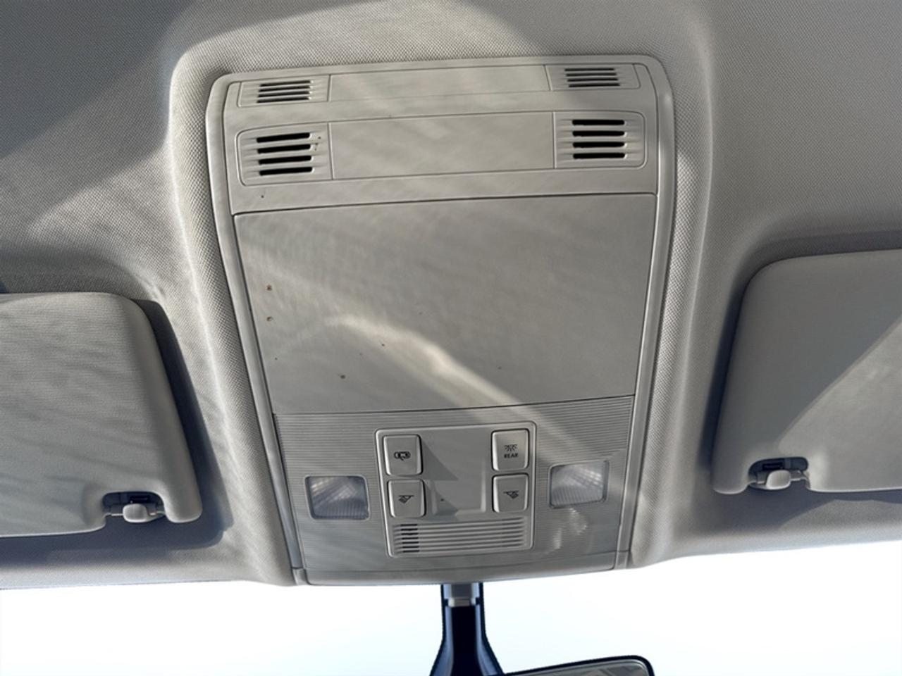 2024 Volkswagen Taos Trendline Photo
