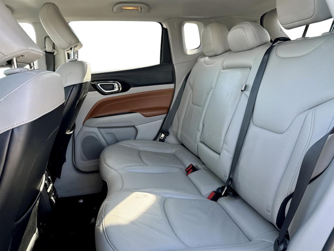 2022 Jeep Compass Limited w/Elite Group Photo