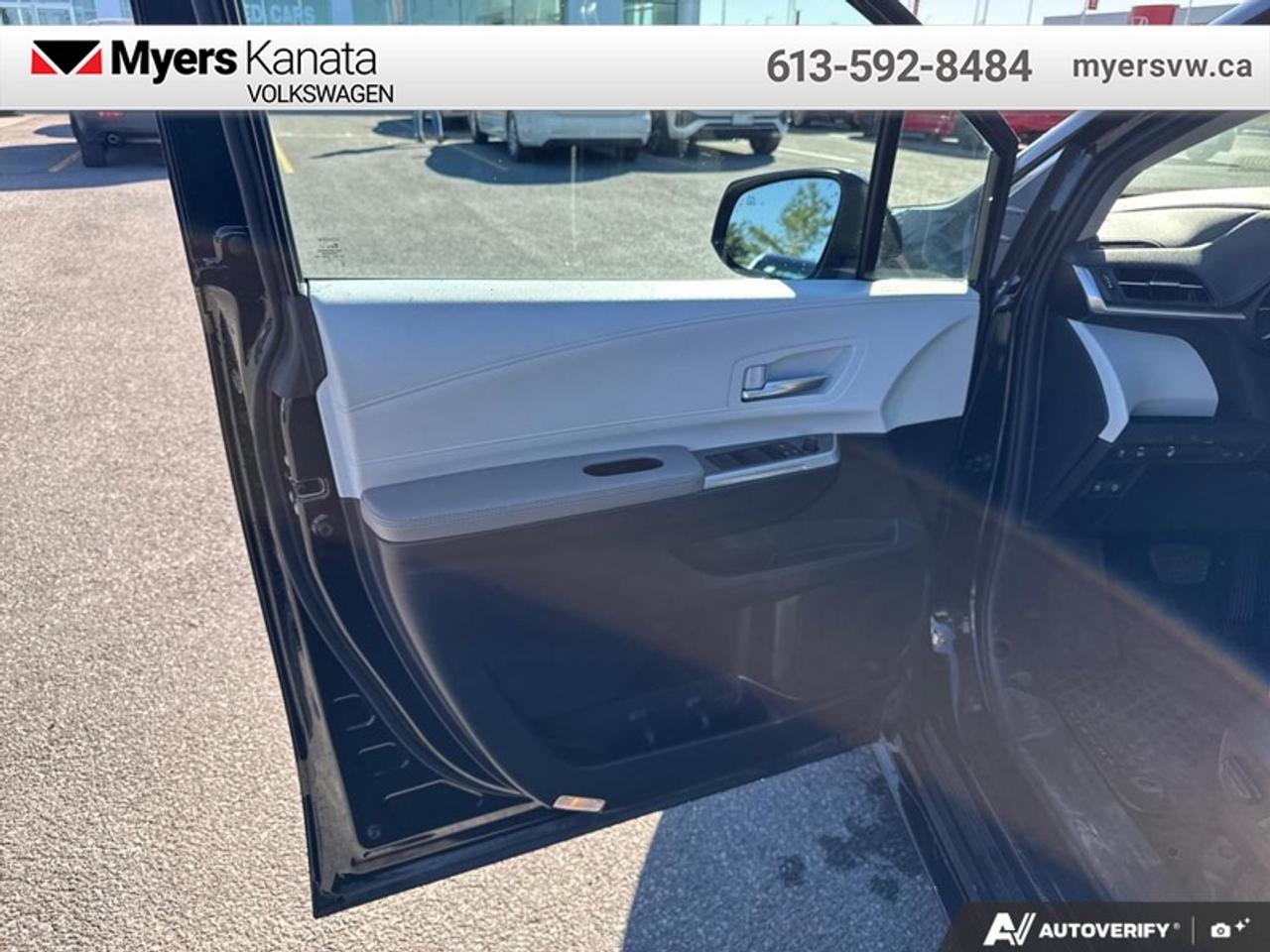 2025 Toyota Sienna XSE 7-Passenger  - Navigation Photo