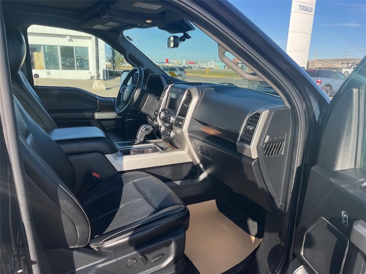 2019 Ford F-150 Lariat   - Leather Seats -  Cooled Seats Photo5