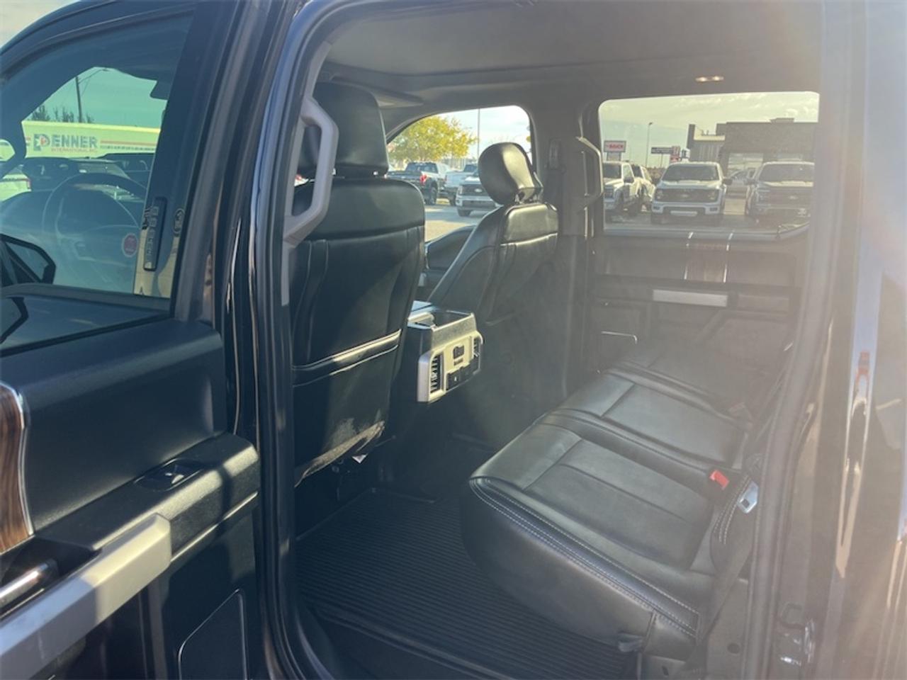 2019 Ford F-150 Lariat   - Leather Seats -  Cooled Seats Photo5