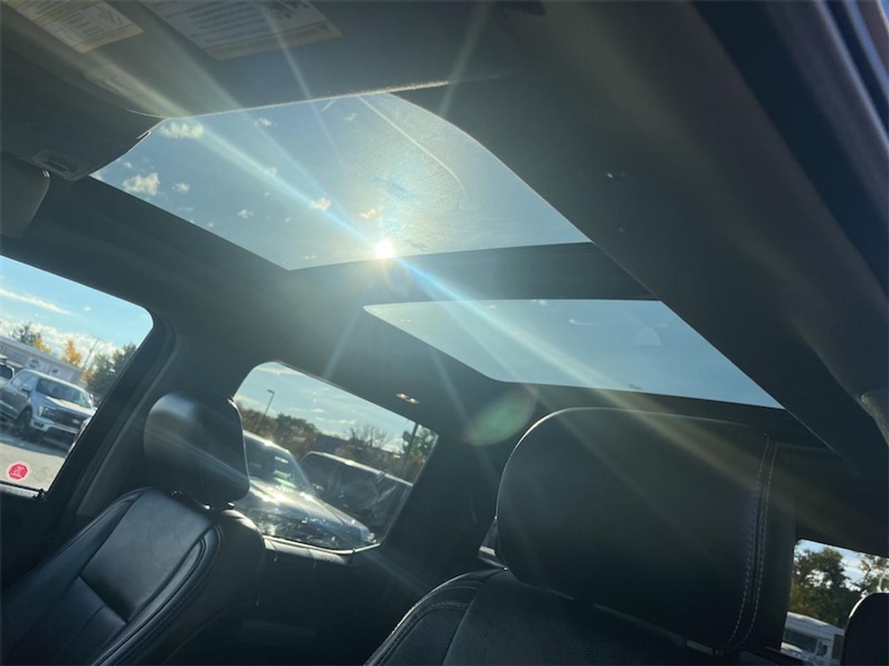 2019 Ford F-150 Lariat   - Leather Seats -  Cooled Seats Photo5
