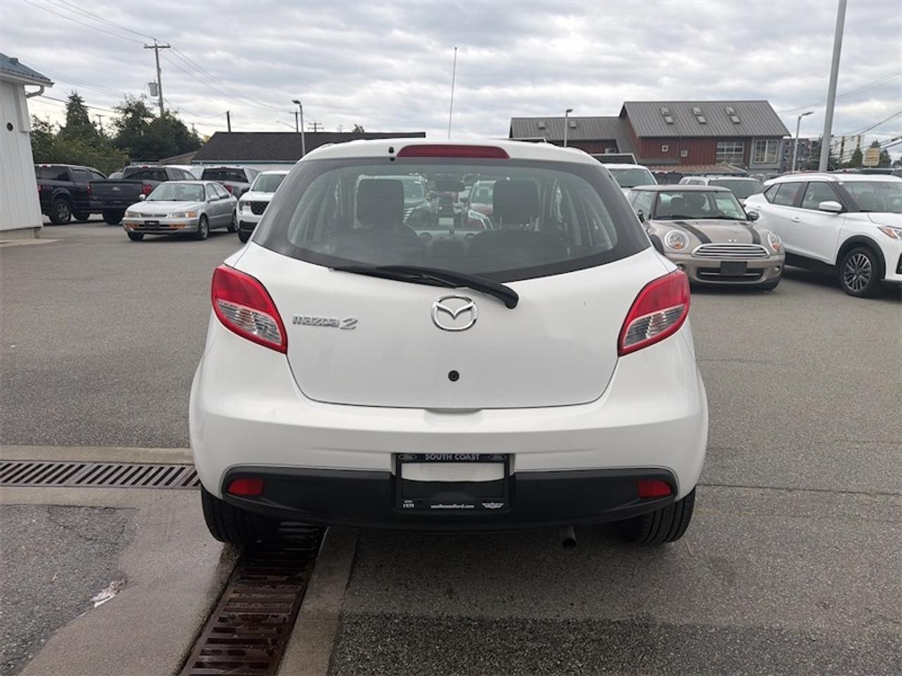 2011 Mazda MAZDA2 GS  -  Fog Lamps Photo3