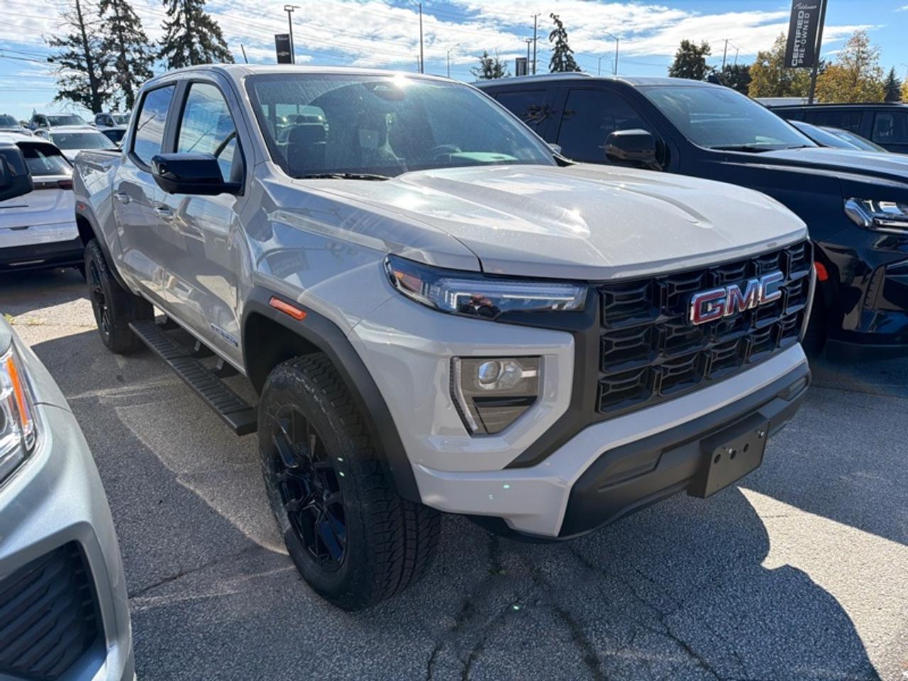 2026 GMC Canyon Elevation  -  Apple CarPlay Photo2