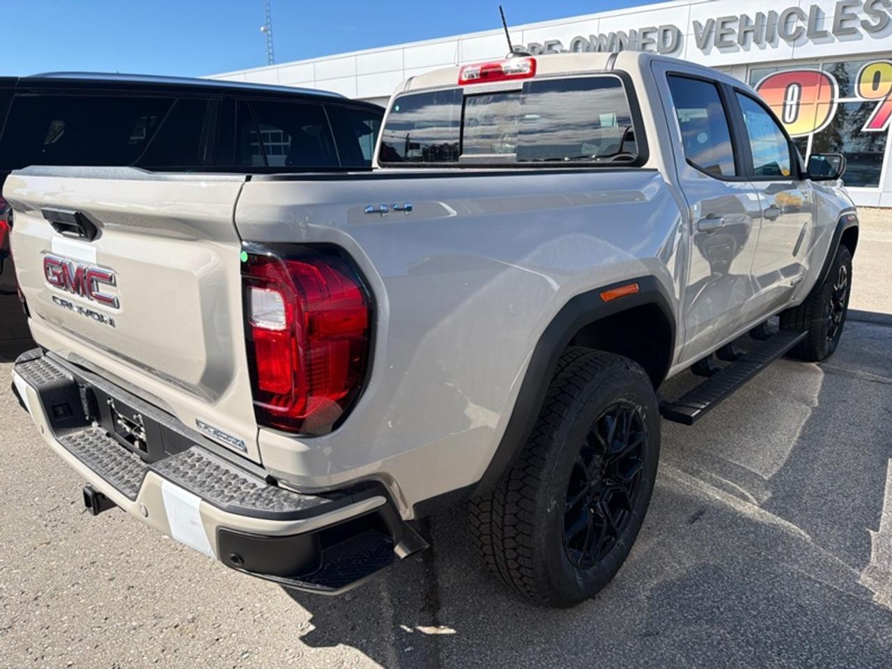 2026 GMC Canyon Elevation  -  Apple CarPlay Photo