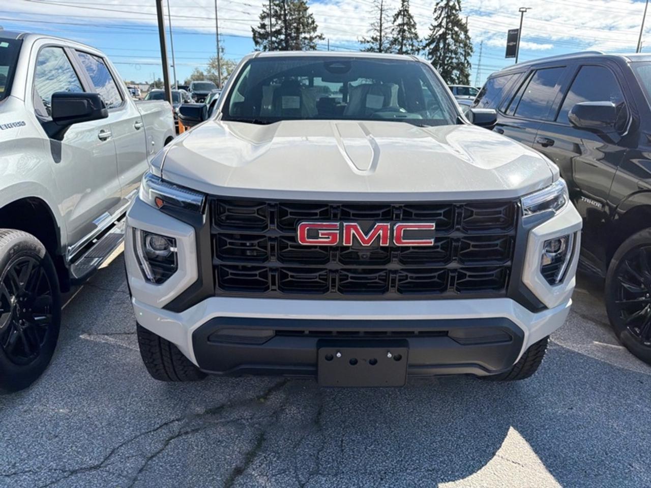 2026 GMC Canyon Elevation  -  Apple CarPlay Photo