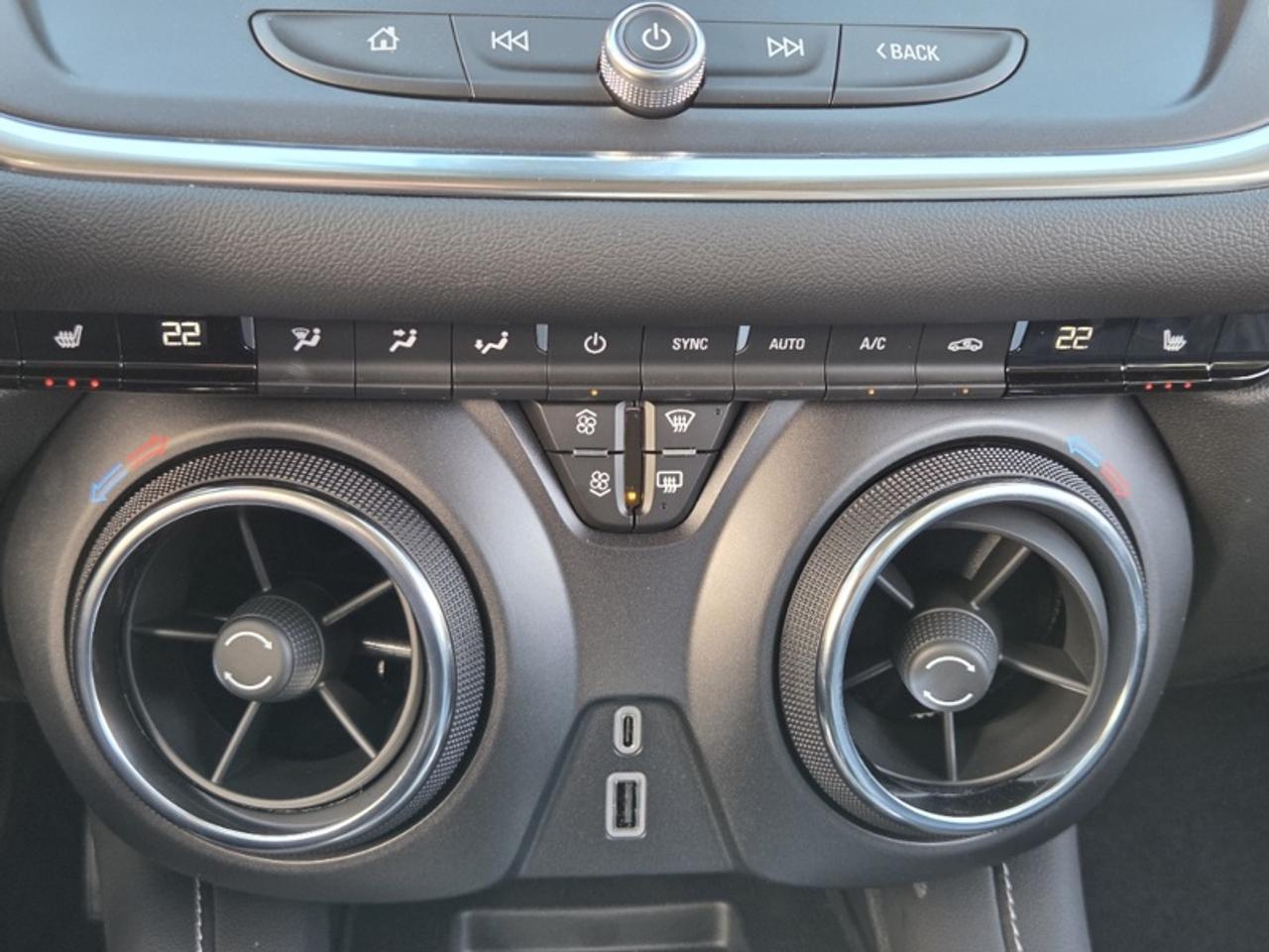 2026 Chevrolet Blazer LT  - Heated Seats -  Apple CarPlay Photo