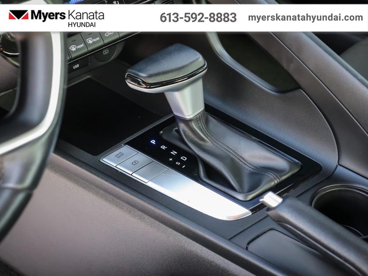 2024 Hyundai Elantra Preferred IVT  -  Heated Seats Photo