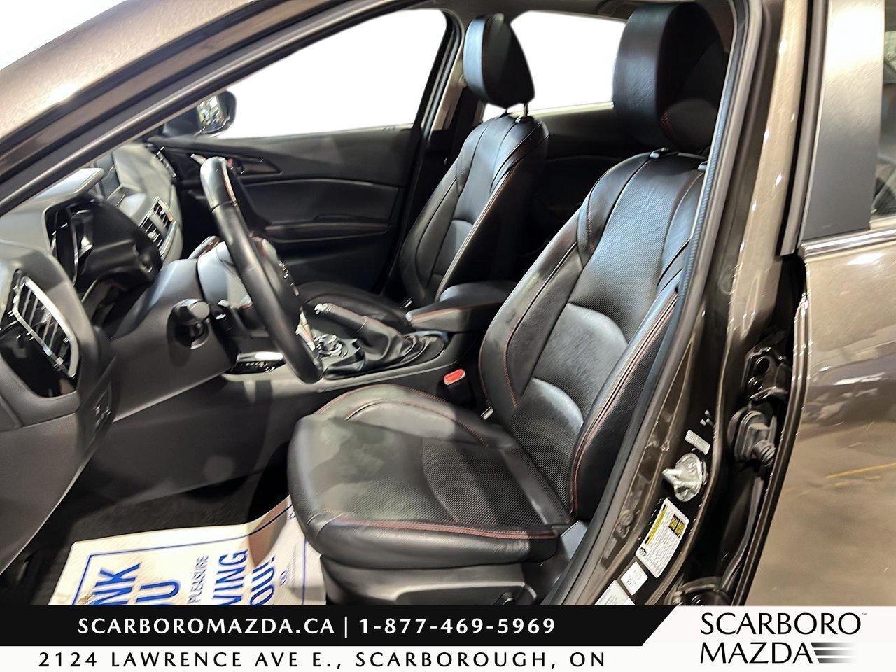 2015 Mazda MAZDA3 GT Photo