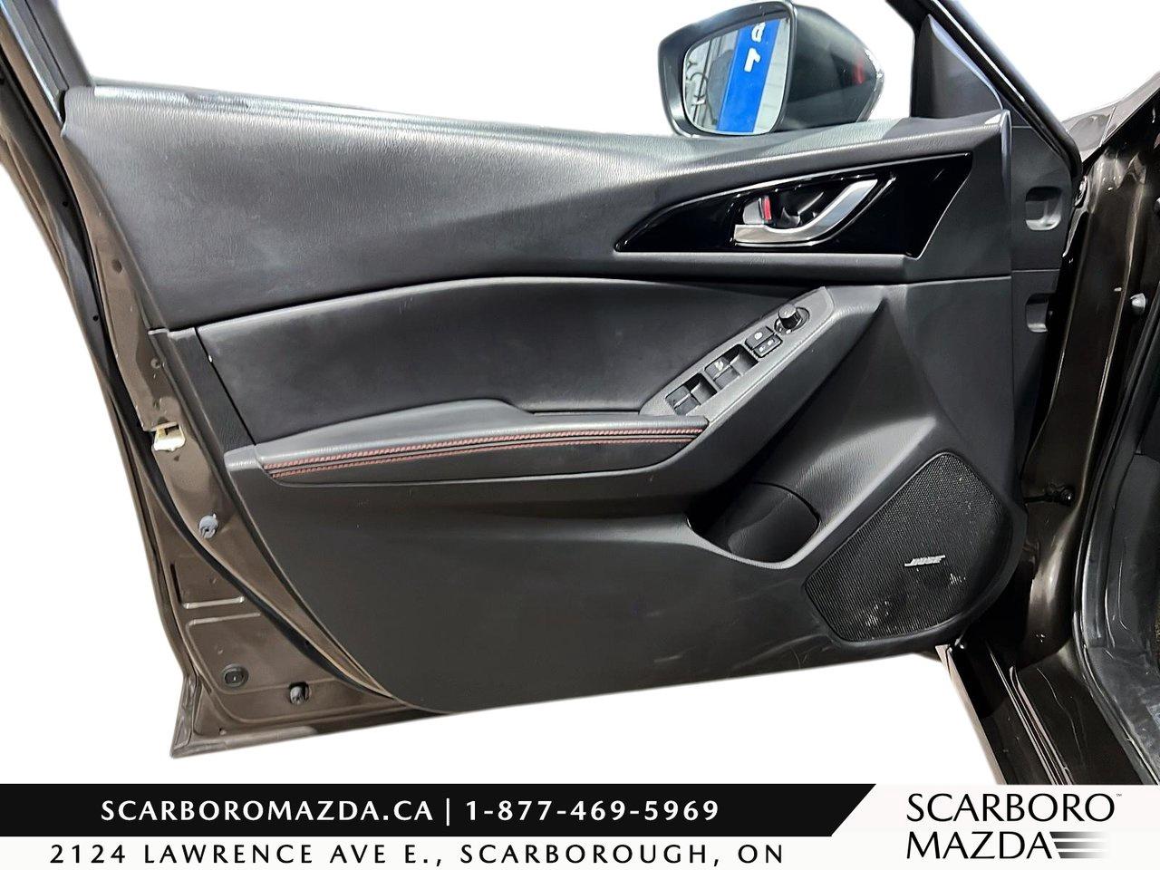2015 Mazda MAZDA3 GT Photo