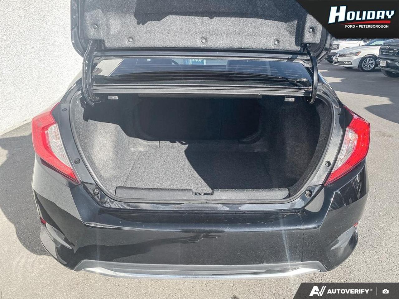 2021 Honda Civic Sedan Touring Photo