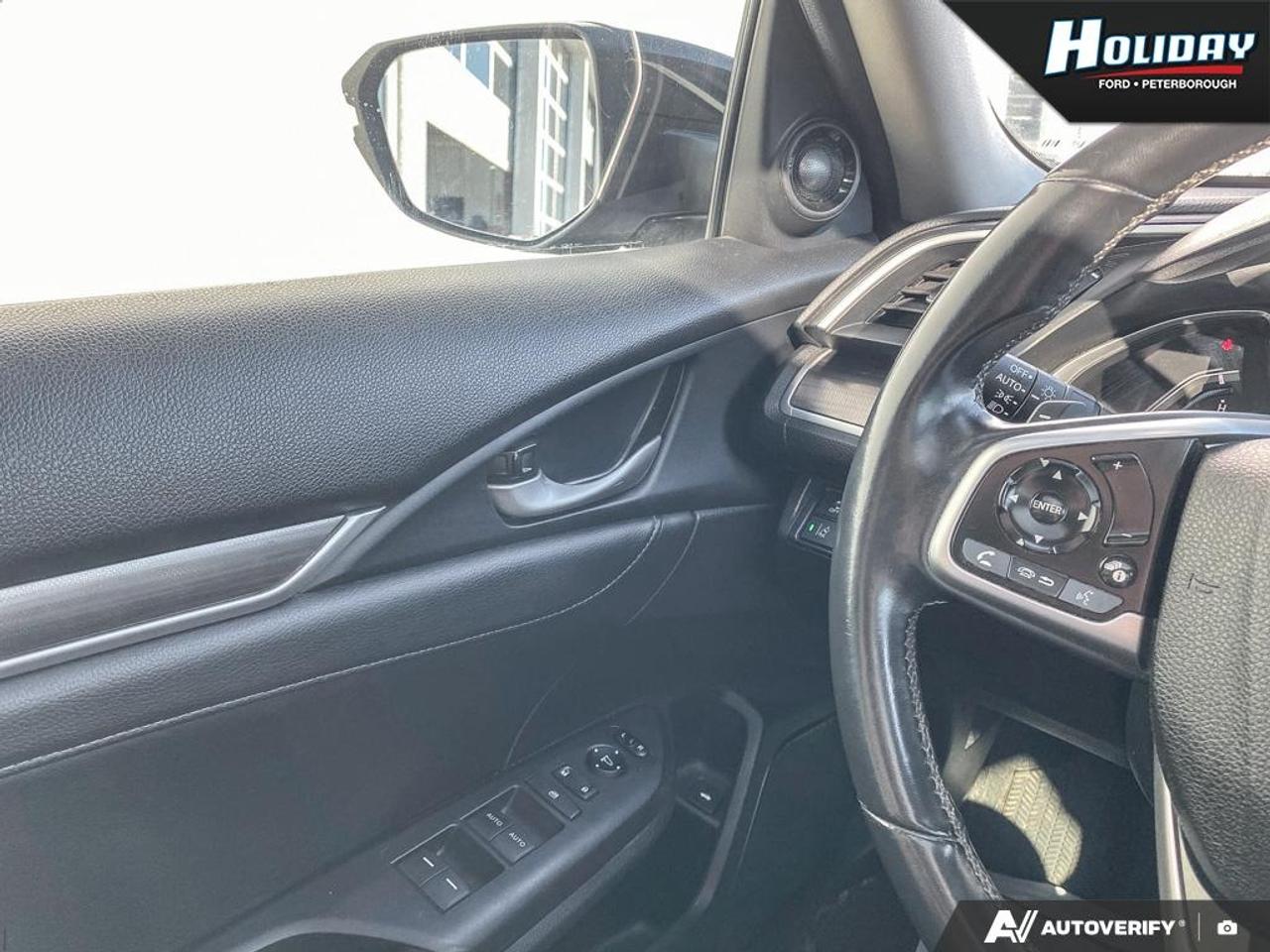 2021 Honda Civic Sedan Touring Photo