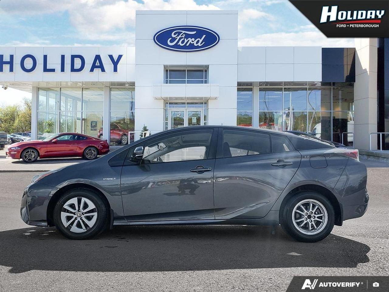 2018 Toyota Prius TECHNOLOGY Photo2