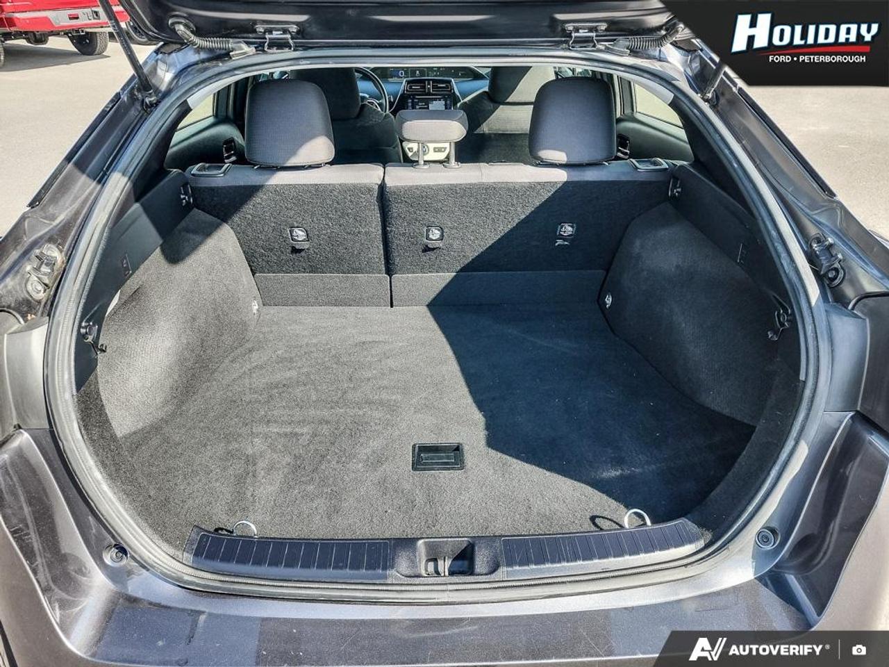 2018 Toyota Prius TECHNOLOGY Photo