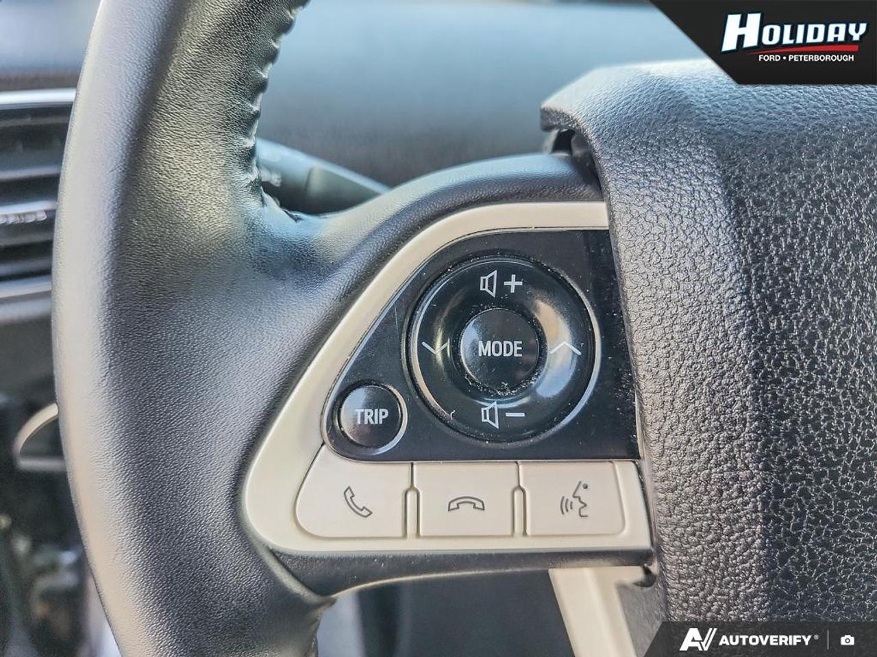 2018 Toyota Prius TECHNOLOGY Photo