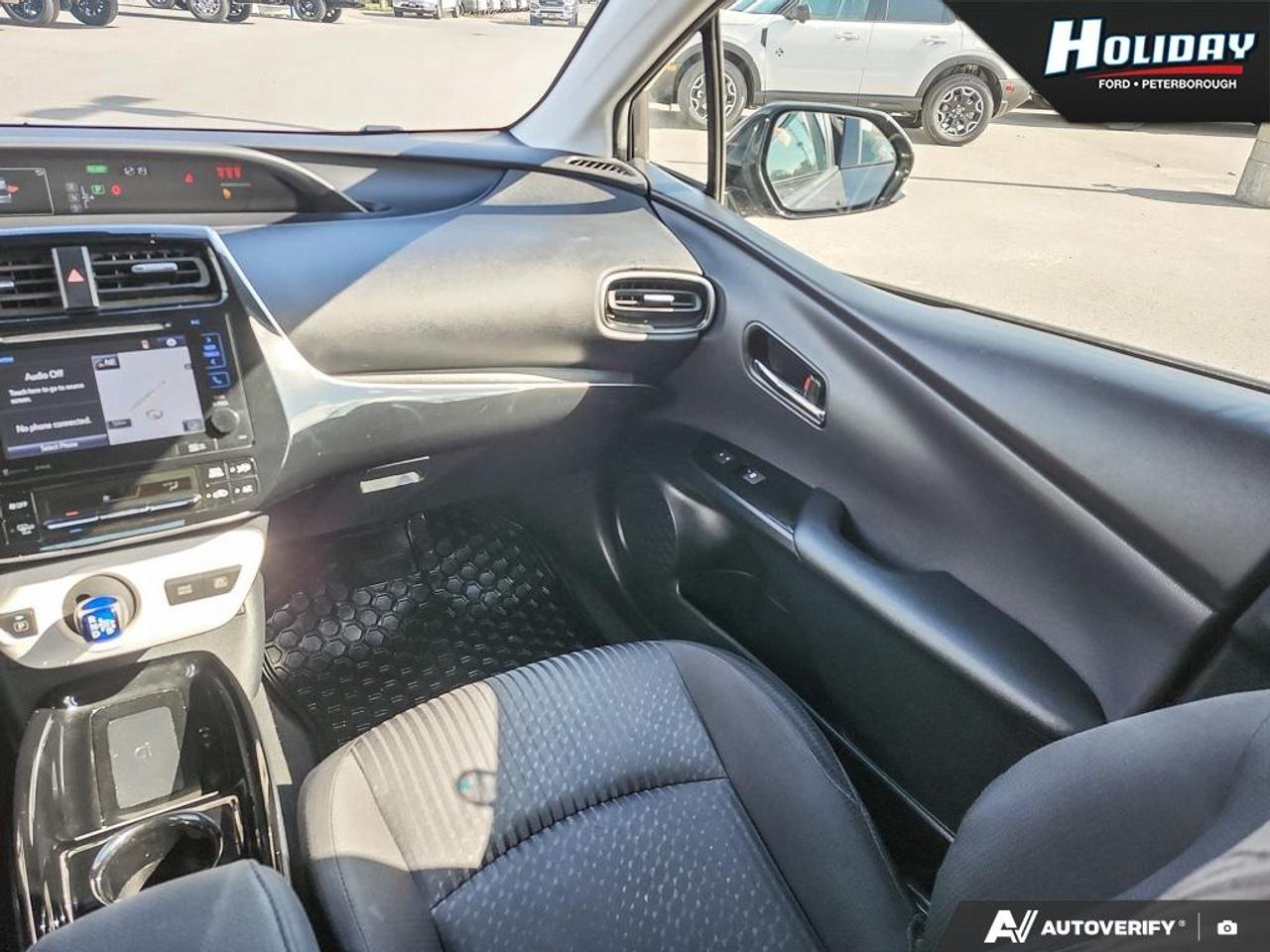 2018 Toyota Prius TECHNOLOGY Photo