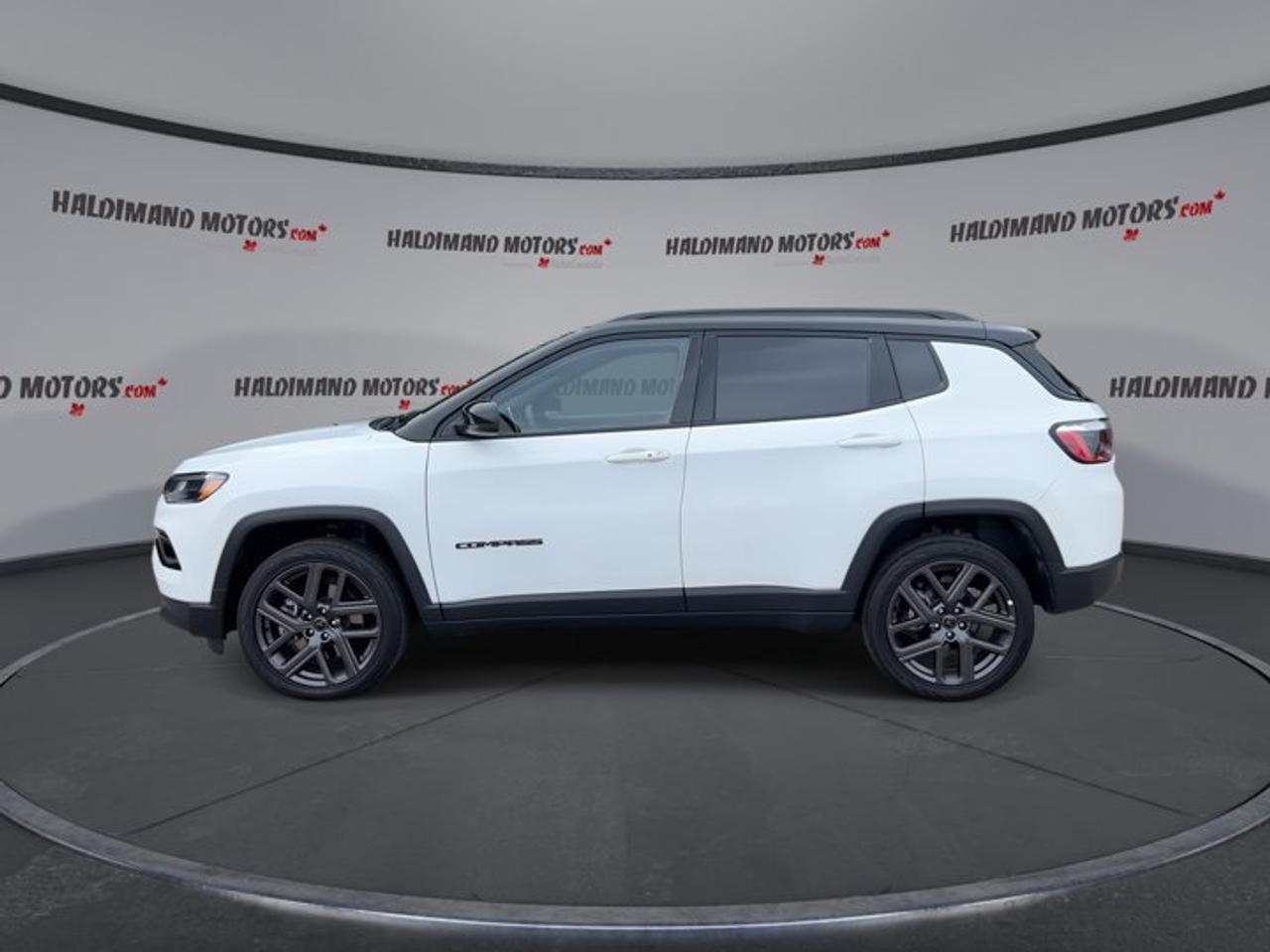 2026 Jeep Compass Limited 4x4 | One Owner | No Accidents | Leather Seats Photo