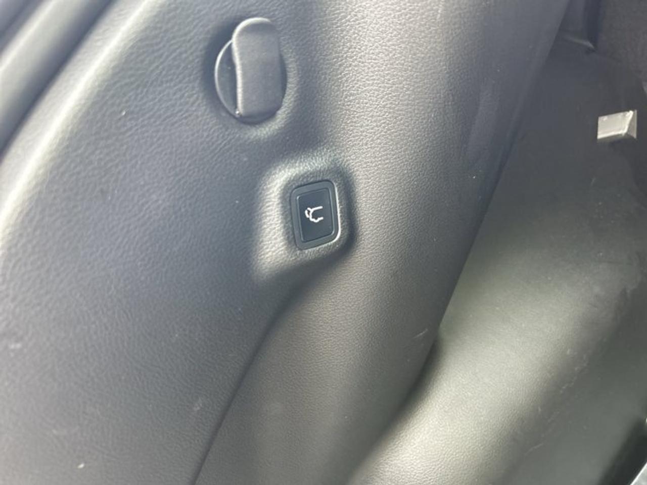 2026 Jeep Compass Limited 4x4 | One Owner | No Accidents | Leather Seats Photo