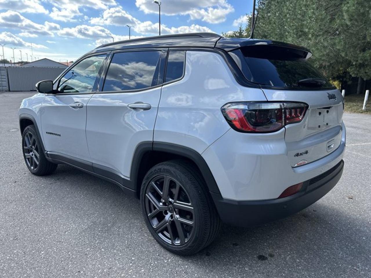 2026 Jeep Compass Limited 4x4 | No Accidents | Leather Seats | Heated Steering Photo